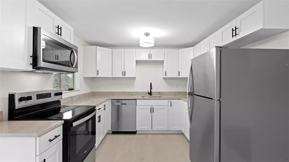  202 Win Ridge Dr, Coraopolis, PA 15108 photo 8