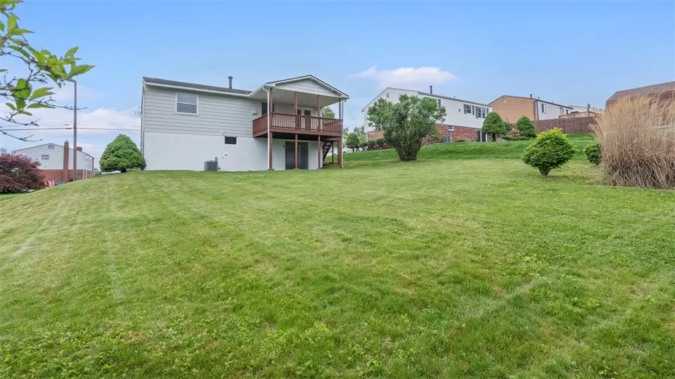  202 Win Ridge Dr, Coraopolis, PA 15108 photo 28