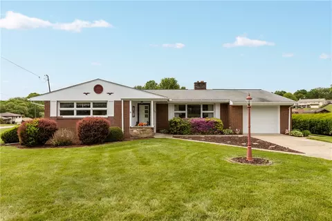 135 Gourley Ln, Monaca, PA 15061