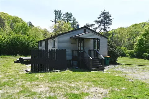 2608 Big Sewickley Creek Rd, Sewickley, PA 15143
