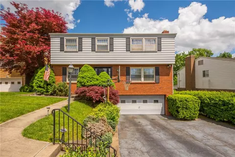 357 Rockfield Rd, Pittsburgh, PA 15243