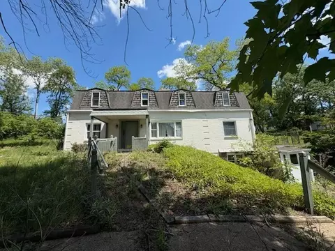 591 Old Clairton Rd, Pittsburgh, PA 15236