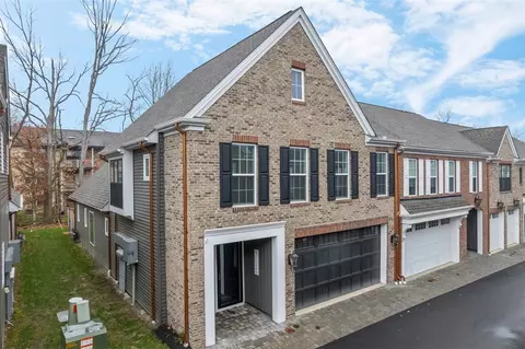 711 England Rd, Cranberry Township, PA 16066
