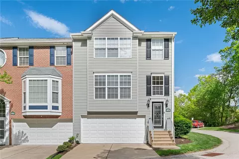 10532 Timber Edge Dr, Wexford, PA 15090