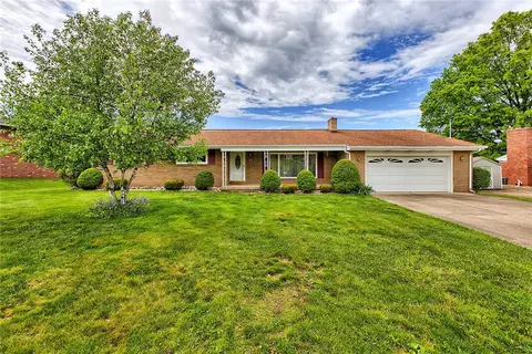 215 Orchard Dr, Latrobe, PA 15650
