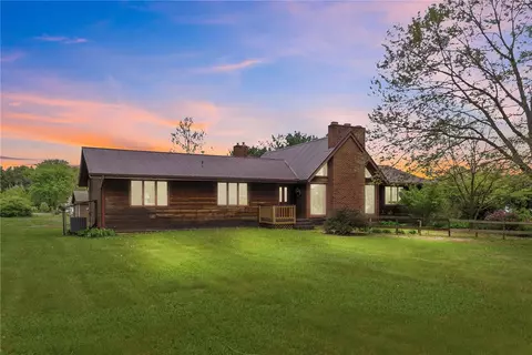 3976 Patterson Rd, Aliquippa, PA 15001