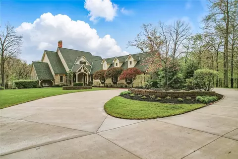 1 Grandview Dr, West Middlesex, PA 16159