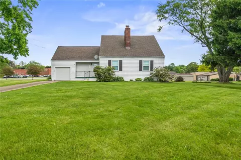 3601 Sharon Rd, West Middlesex, PA 16159