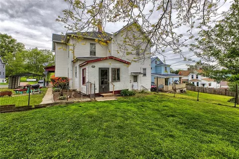 257 Lavansville Rd, Somerset, PA 15501