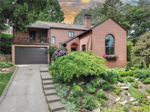 218 Barth Ave, Pittsburgh, PA 15228