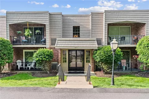 611 Calais Dr #4108, Pittsburgh, PA 15237