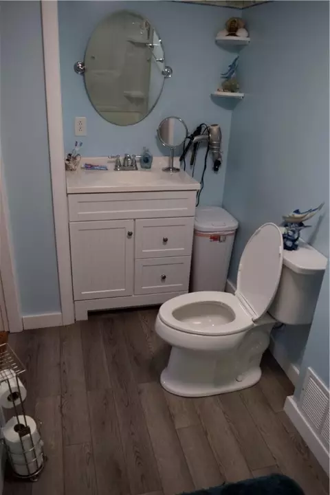 Bath - 333 Baum Rd, Derry, PA 15627 photo 1 of 5