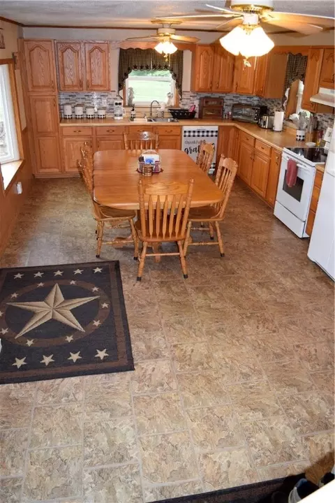 Kitchen - 333 Baum Rd, Derry, PA 15627 photo 1 of 3