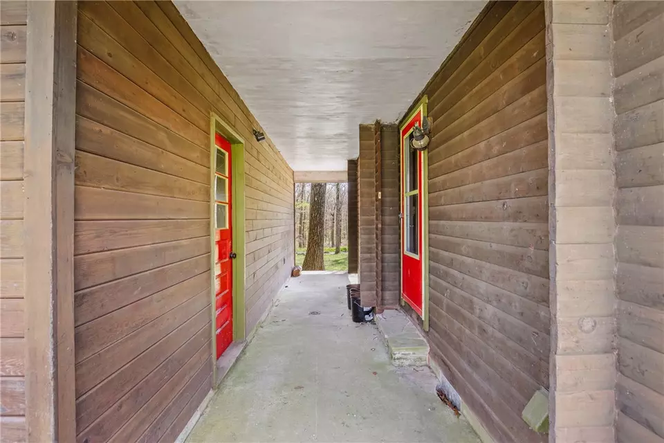Entry Way - 706 Laurel Summit Rd, Boswell, PA 15531 photo 6 of 6