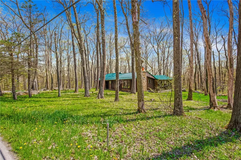 Exterior - 706 Laurel Summit Rd, Boswell, PA 15531 photo 3 of 8