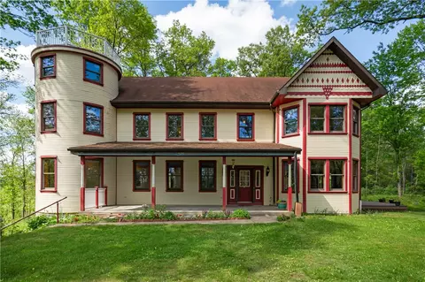 111 Pine Haven Dr, Fenelton, PA 16034