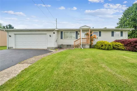 109 Bimber Ave, Beaver Falls, PA 15010