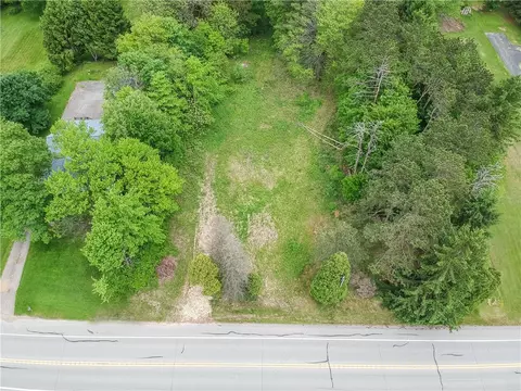 4711 Ellwood Rd, New Castle, PA 16101