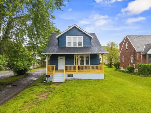 1815 Ohio Ave, White Oak, PA 15131