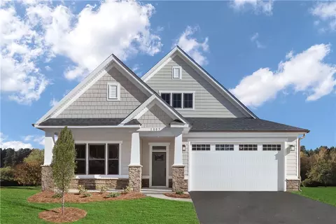 2165 Dana Dr, Oakdale, PA 15071
