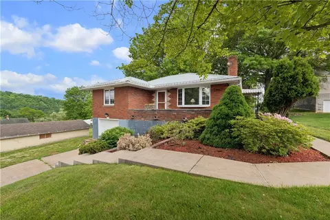635 4th St, Sutersville, PA 15083