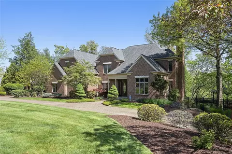 3702 Millstone Ct, Murrysville, PA 15668