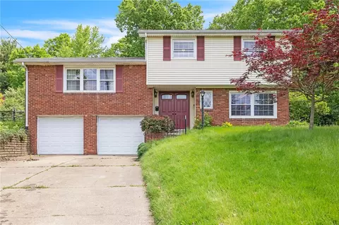 157 Greenlea Dr, Coraopolis, PA 15108