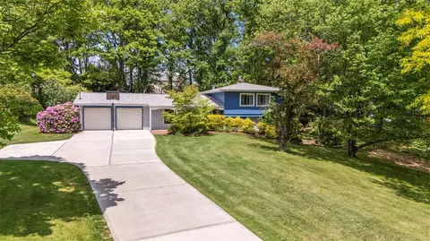 109 Meadowvue Dr, Wexford, PA 15090