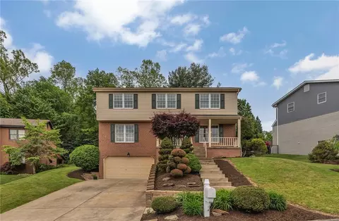 104 Valeron Ct, Irwin, PA 15642