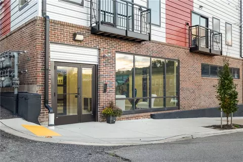3809 Liberty Ave #308, Pittsburgh, PA 15201