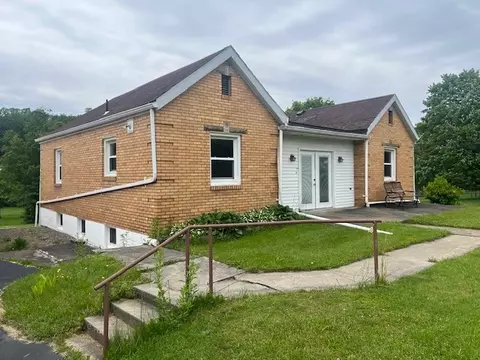 525 Glade Mill Run, Valencia, PA 16059