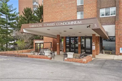 5 Bayard Rd #913, Pittsburgh, PA 15213