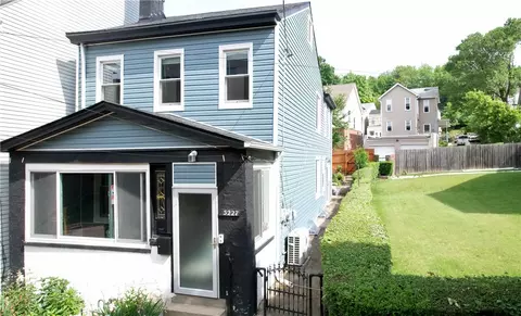 5227 Dearborn St, Pittsburgh, PA 15224