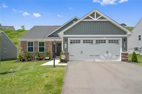 153 Olivia Dr, Monaca, PA 15061 photo 1