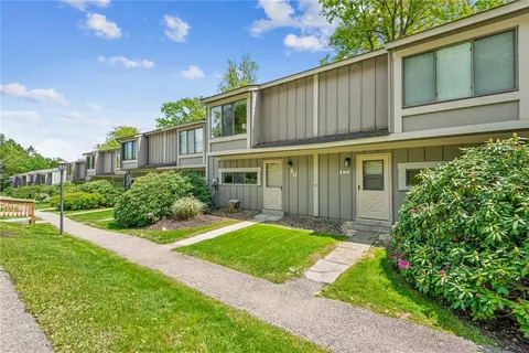 20 Craighead Dr, Hidden Valley, PA 15502