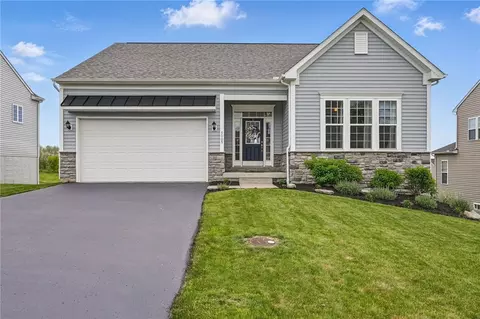 3005 Sir Charles Dr, Mcdonald, PA 15057