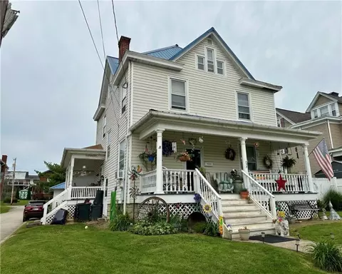 453 N West St, Waynesburg, PA 15370