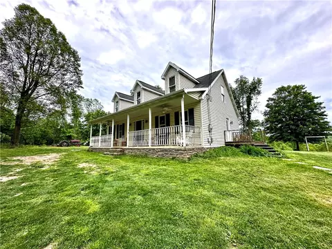 176 Isabella Rd, East Millsboro, PA 15433