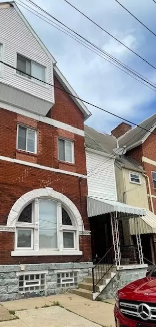 2317 Sidney St, Pittsburgh, PA 15203