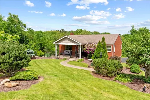 2001 Ewings Mill Rd, Coraopolis, PA 15108