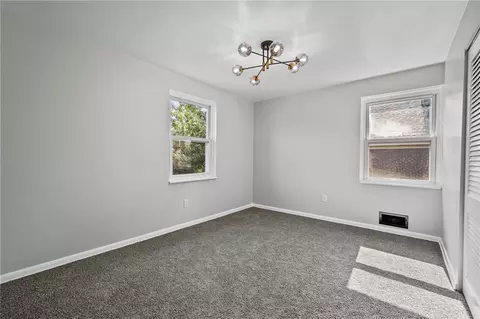 210 E Willock, Pittsburgh, PA 15227 photo 13