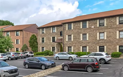 1556 Fairmont St, Pittsburgh, PA 15221