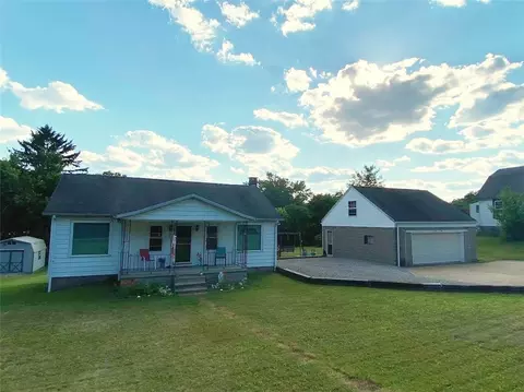 111 E Brady Rd, Kittanning, PA 16201