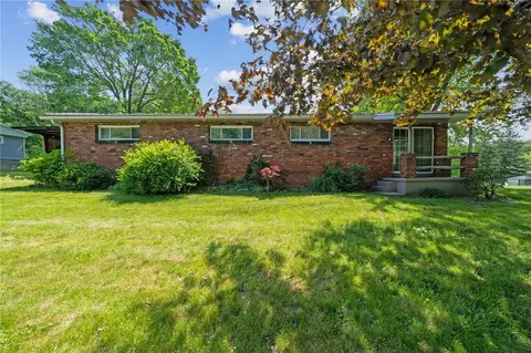 506 End Road Ext, Connellsville, PA 15425