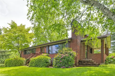 195 Sylvester St, Freedom, PA 15042