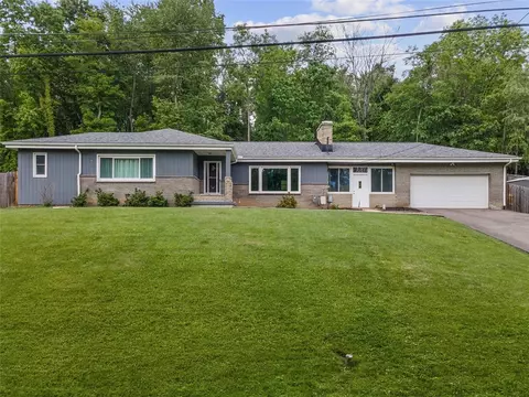108 West Rd, Pittsburgh, PA 15209