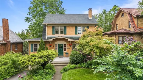 267 Parker Dr, Pittsburgh, PA 15216