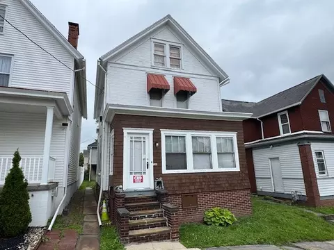 705 Green St, Greensburg, PA 15601