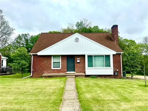 1425 Elgin, Aliquippa, PA 15001