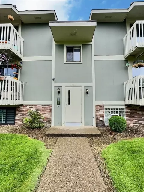 2465 Brook Ledge Rd #31A, Bridgeville, PA 15017